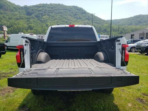 2023 Ford F-150 Lightning XLT