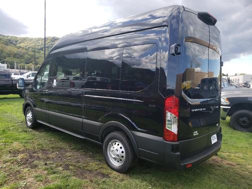 2025 Ford Transit-350 XL