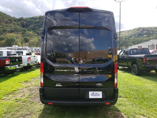 2025 Ford Transit-350 XL