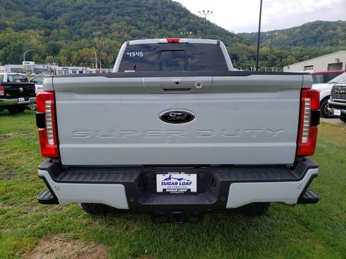 2025 Ford F-350 Lariat