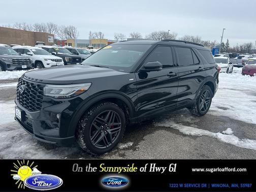 2025 Ford Explorer ST-Line