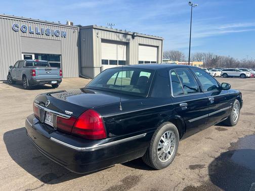 2005 Mercury Grand Marquis Marquis