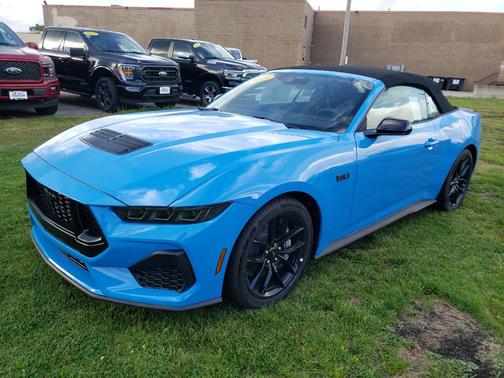 2025 Ford Mustang GT Premium