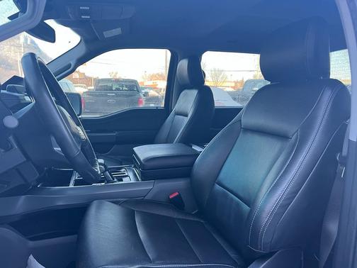 2024 Ford F-150 Lightning Flash