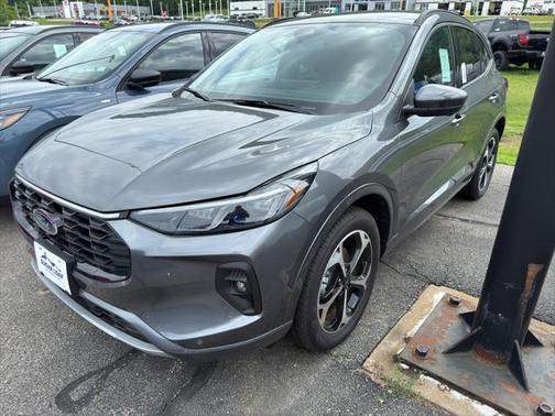 2025 Ford Escape ST-Line Elite