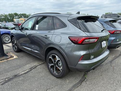 2025 Ford Escape ST-Line Elite