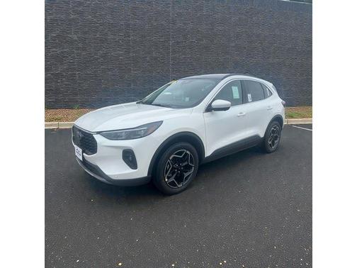 2026 Ford Escape Platinum