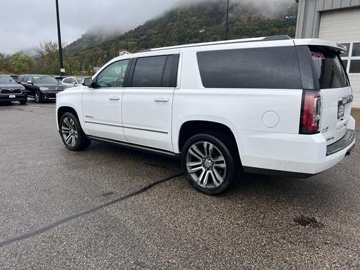 2020 GMC Yukon XL Denali