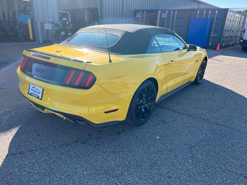 2017 Ford Mustang GT Premium