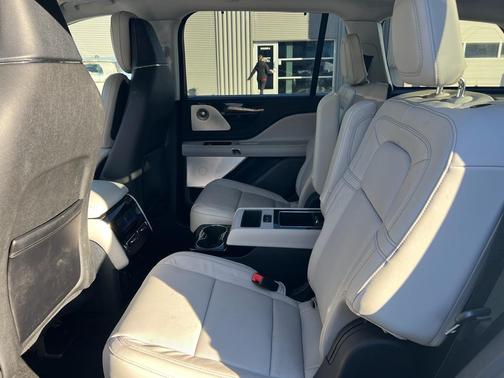 2025 Lincoln Aviator Reserve AWD