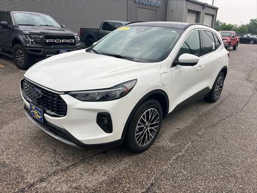 2023 Ford Escape PHEV Base