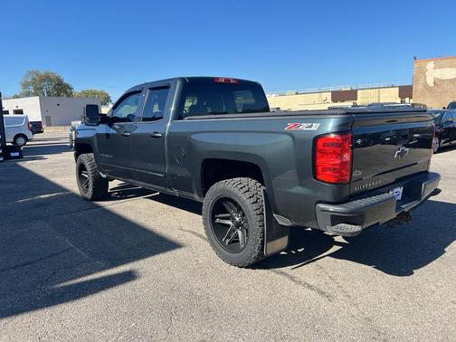 2017 Chevrolet Silverado 1500 2LT
