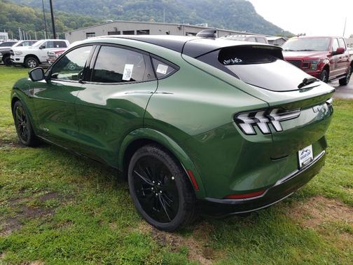 2025 Ford Mustang Mach-E GT
