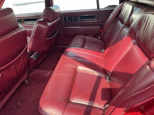 1993 Cadillac DeVille Base