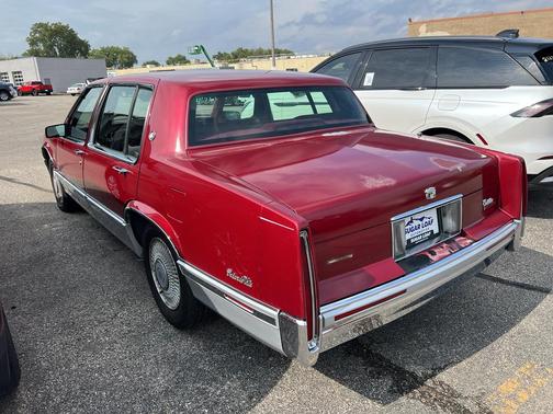 1993 Cadillac DeVille Base