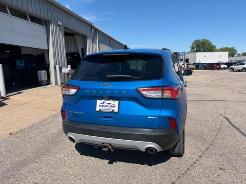 Velocity Blue Metallic 2020 Ford Escape Titanium