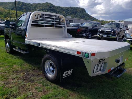 2025 Ford F-350 XLT