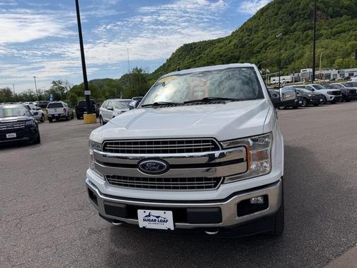 Oxford White 2019 Ford F-150 Lariat