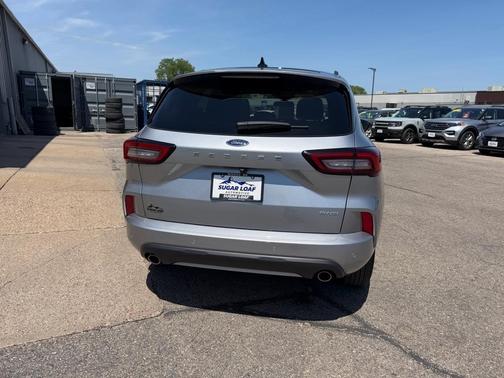 Iconic Silver Metallic 2024 Ford Escape ST-Line