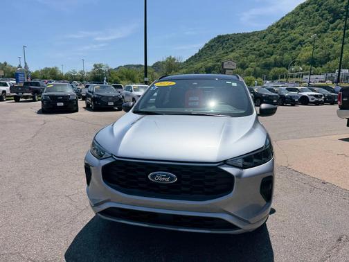 Iconic Silver Metallic 2024 Ford Escape ST-Line