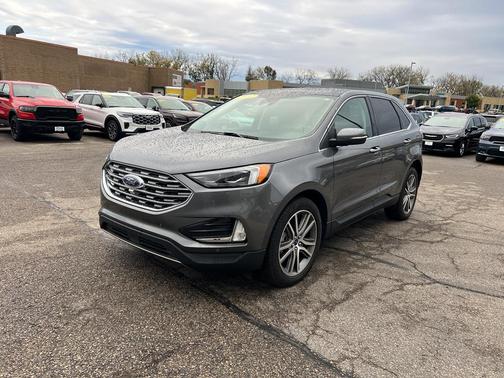2022 Ford Edge Titanium