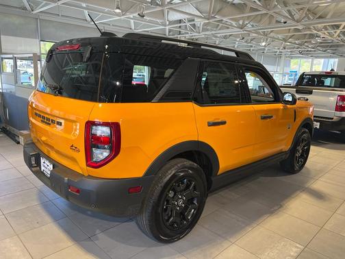 Orange Fury Metallic Tri-Coat 2026 Ford Bronco Sport Big Bend