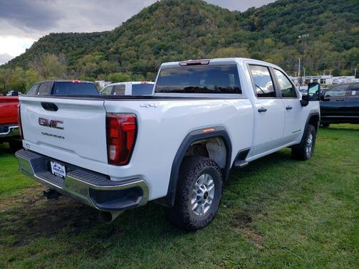 2021 GMC Sierra 2500 Base