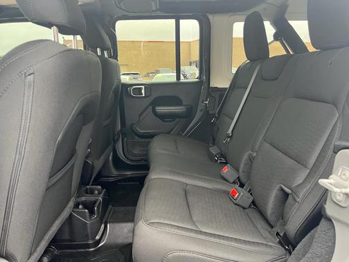 2021 Jeep Wrangler Willys