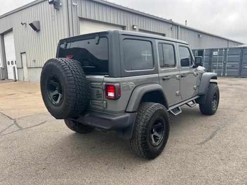 2021 Jeep Wrangler Willys