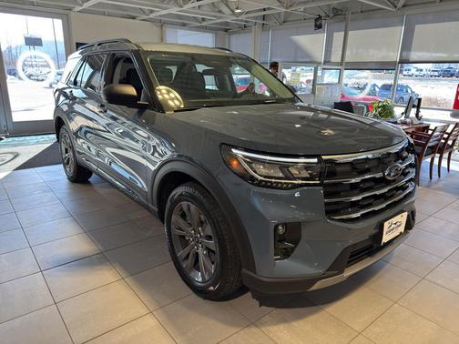 2026 Ford Explorer Active w/200A Pkg