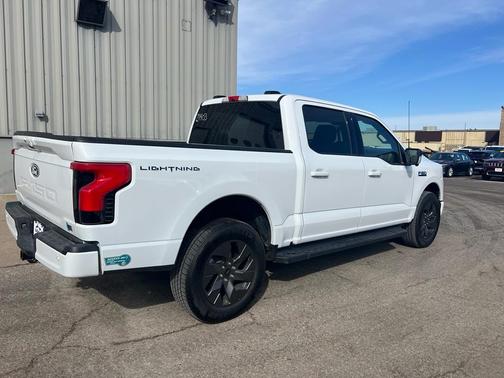 2024 Ford F-150 Lightning Flash