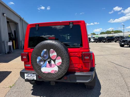 Firecracker Red Clearcoat 2018 Jeep Wrangler Unlimited Sahara