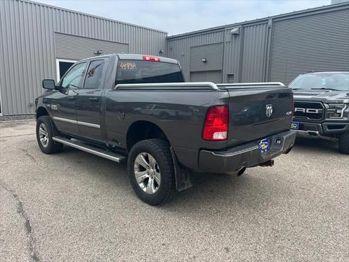 2017 RAM 1500 Express