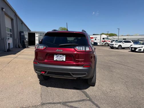 Velvet Red Pearlcoat 2020 Jeep Cherokee Trailhawk