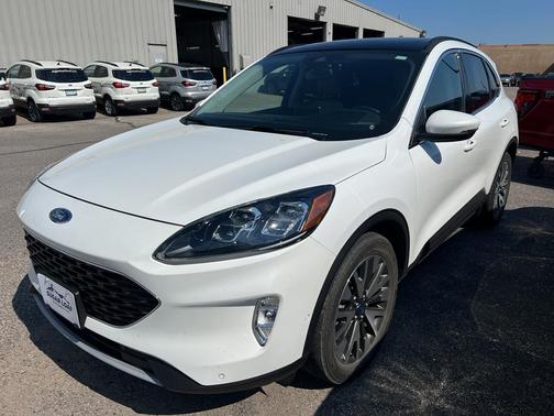 2020 Ford Escape Titanium