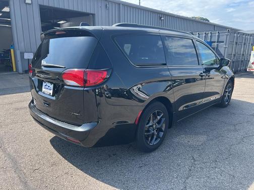 2019 Chrysler Pacifica Limited
