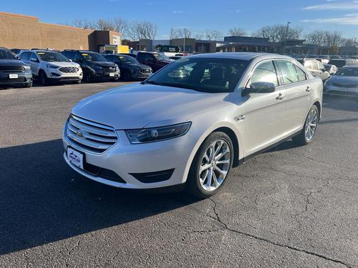 2018 Ford Taurus Limited