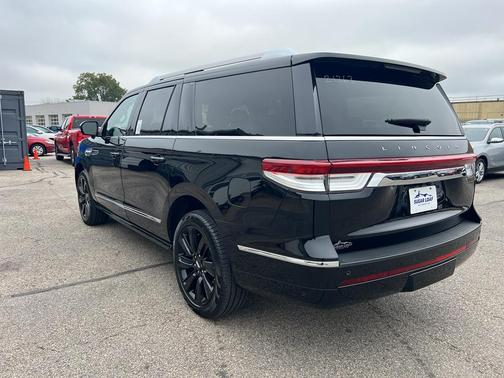 2024 Lincoln Navigator Reserve