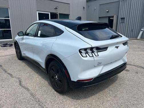 2023 Ford Mustang Mach-E California Route 1