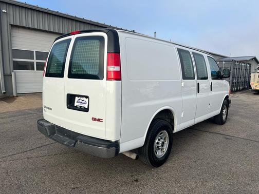 2017 GMC Savana 2500 Work Van