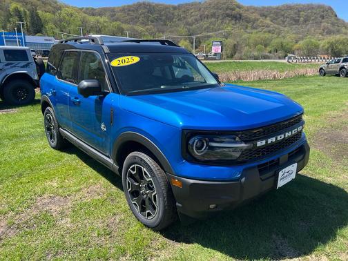 Velocity Blue Metallic 2025 Ford Bronco Sport Outer Banks