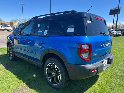 Velocity Blue Metallic 2025 Ford Bronco Sport Outer Banks