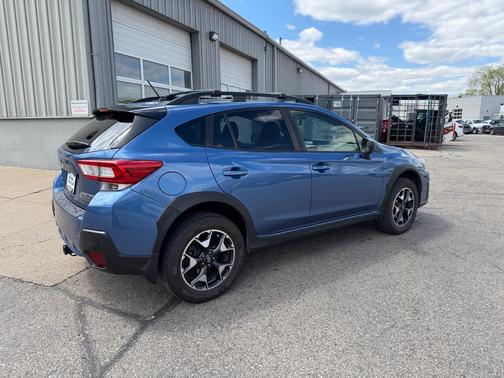 Quartz Blue Pearl 2019 Subaru Crosstrek 2.0i