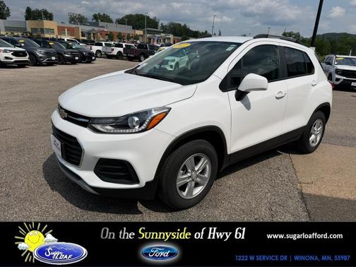Summit White 2022 Chevrolet Trax LT