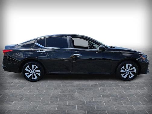 2025 Nissan Altima S