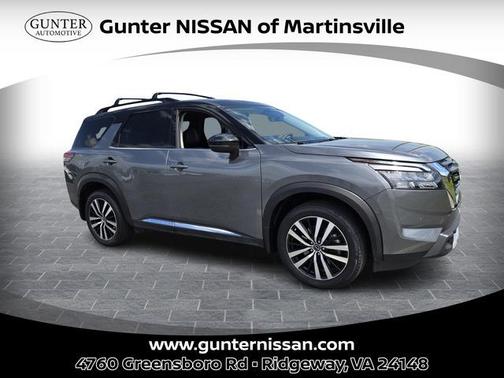 2025 Nissan Pathfinder Platinum