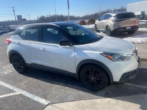 2020 Nissan Kicks SV