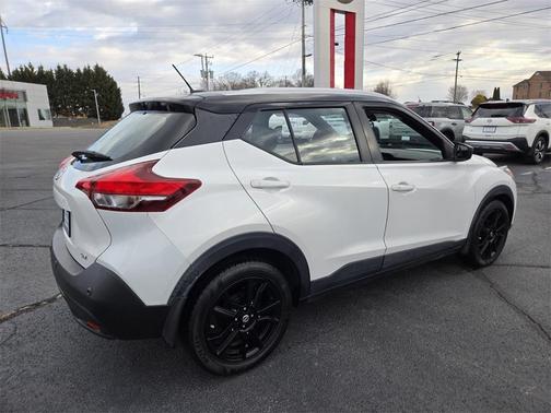 2020 Nissan Kicks SV