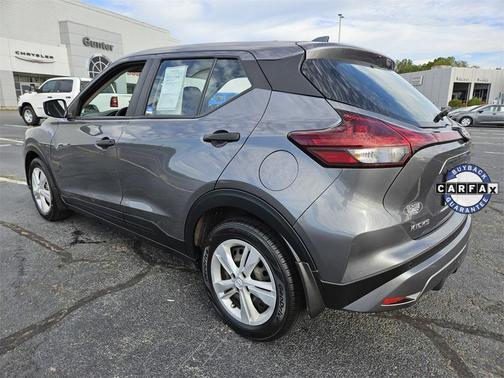 2023 Nissan Kicks S