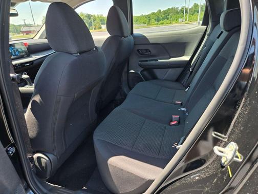 Super Black 2026 Nissan Kicks S